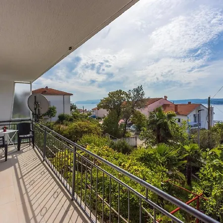 Fuer 10 Personen Ca 100 Qm In Crikvenica, Kvarner Bucht Und Umgebung Apartment *