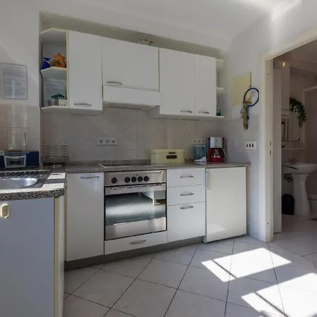 Apartament Fuer 10 Personen Ca 100 Qm In Crikvenica, Kvarner Bucht Und Umgebung