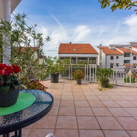 Apartament Fuer 10 Personen Ca 100 Qm In Crikvenica, Kvarner Bucht Und Umgebung